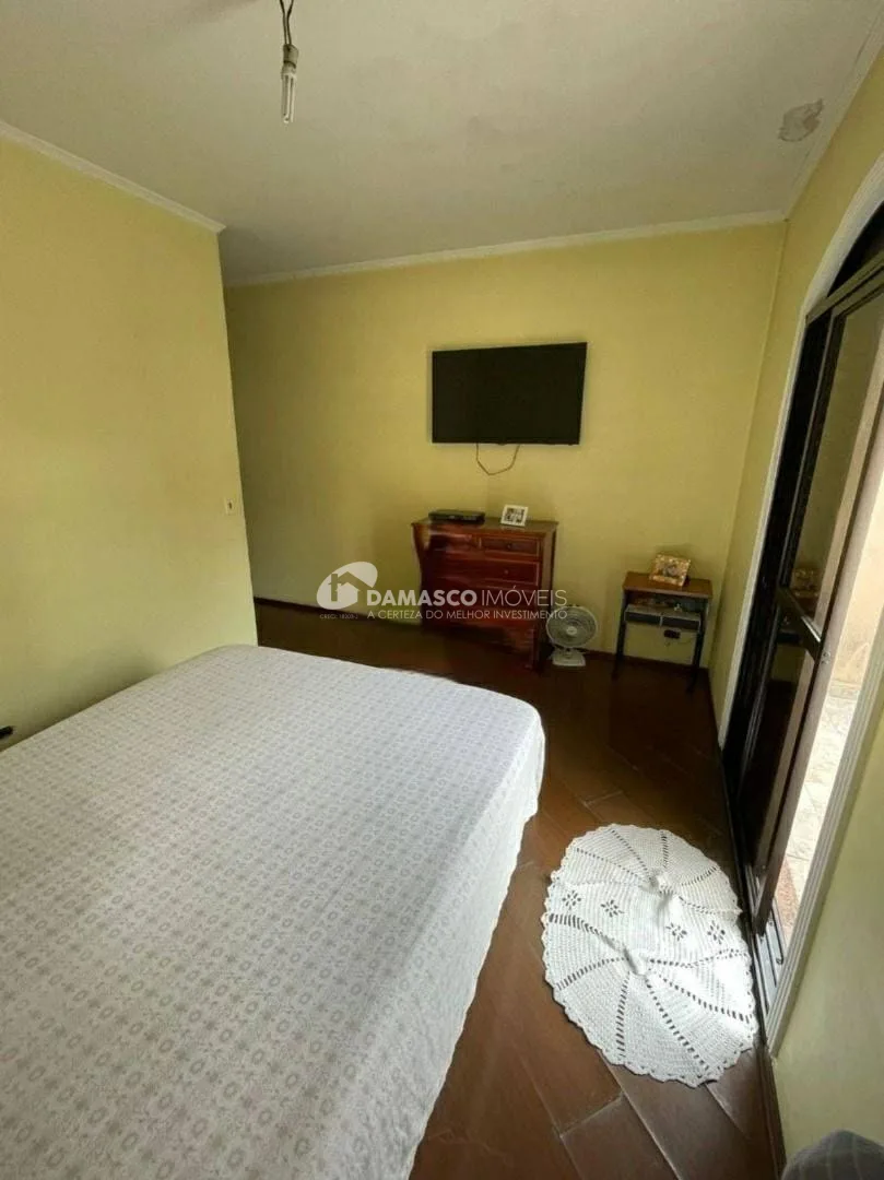 Sobrado à venda 3 Quartos, 1 Suite, 2 Vagas, 250M², Vila Alpina, São Paulo - SP