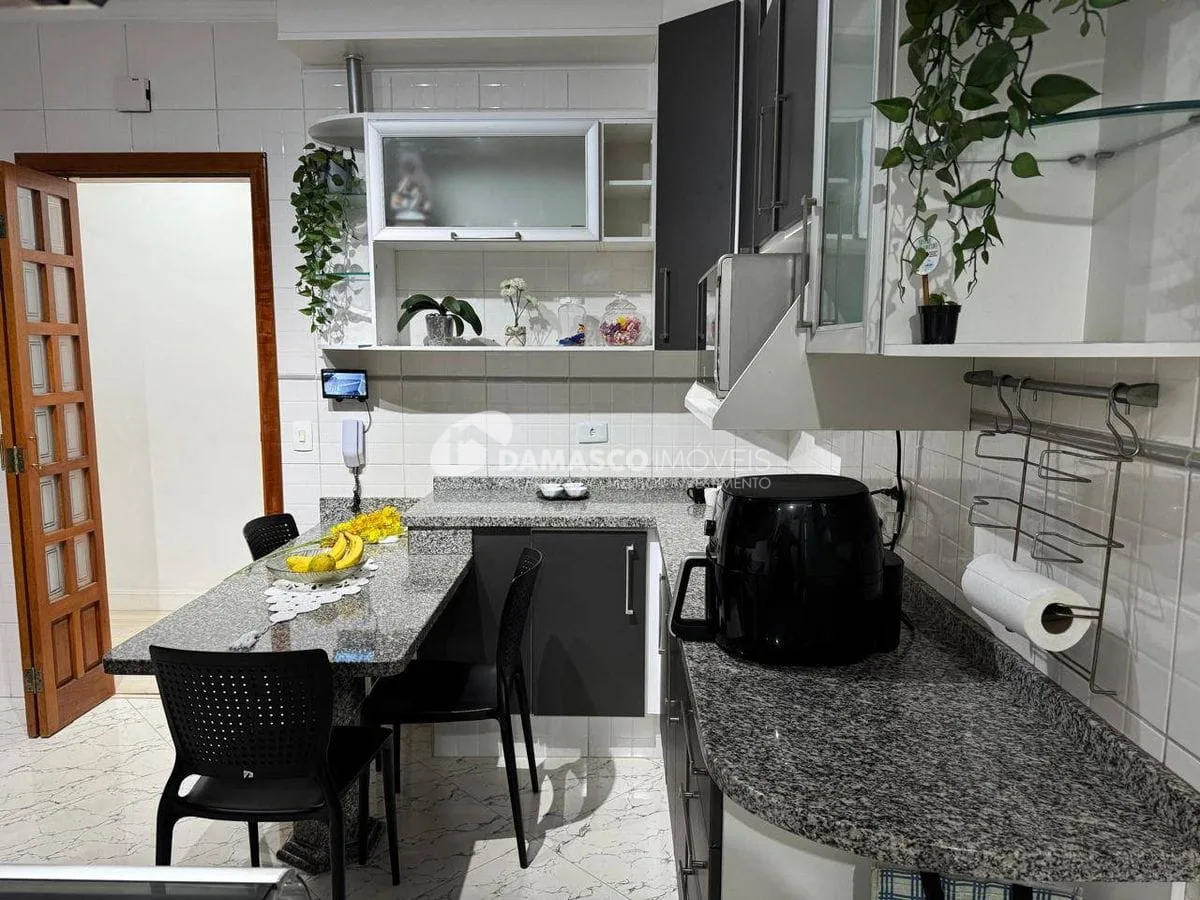 Penthouse, 2 dorm, 1 suíte e sala com sacada