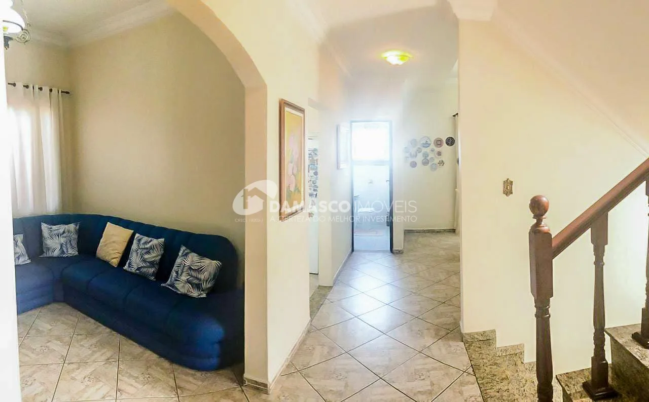 Sobrado à venda 5 Quartos, 2 Suites, 6 Vagas, Vila Sacadura Cabral, Santo André - SP