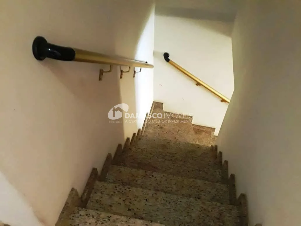 Sobrado à venda, 230mts A.U.,  3 Dorms, 1 Suite, 2 Vagas,  Olímpico, São Caetano do Sul - SP
