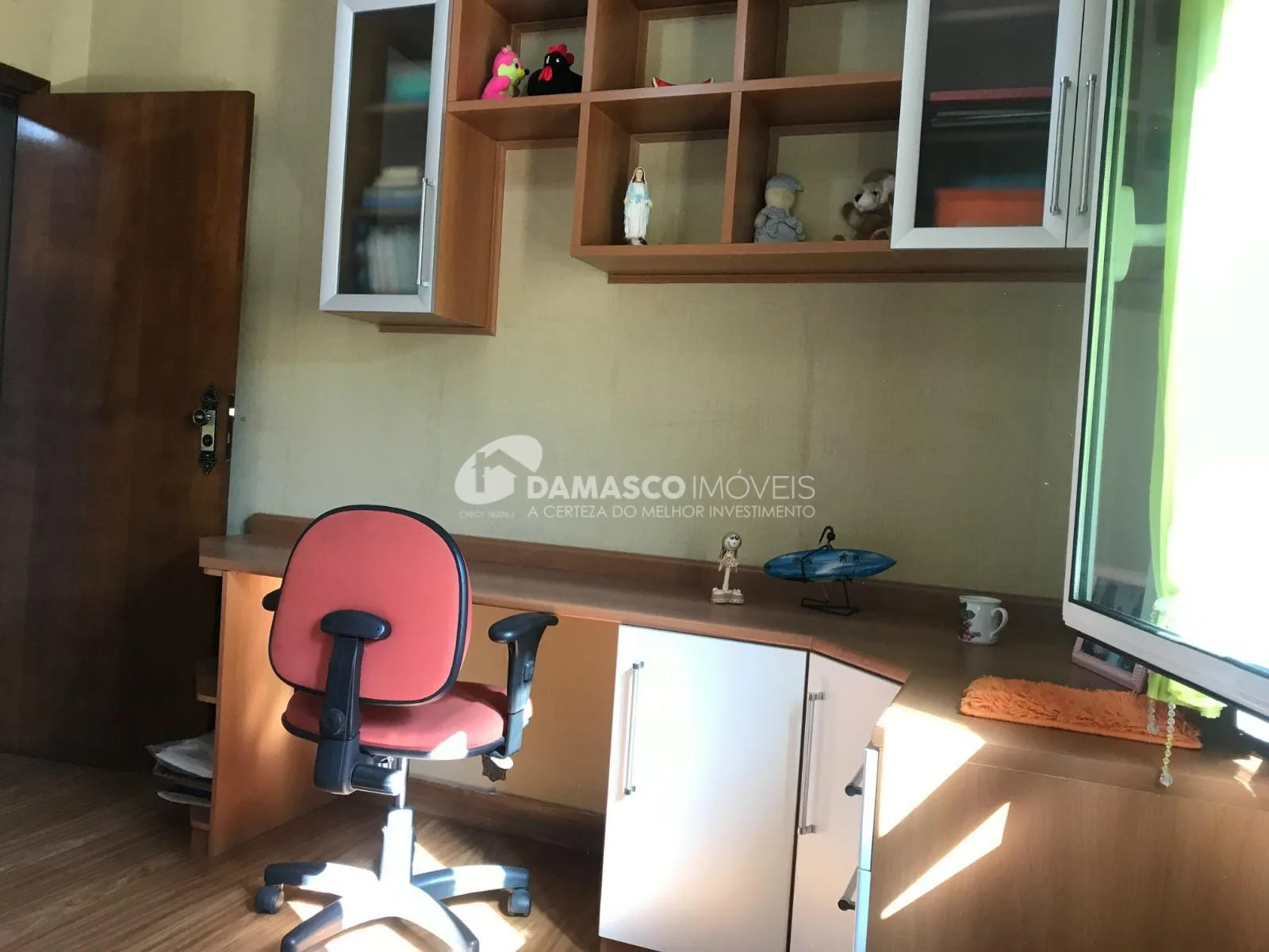 Sobrado à venda 4 Quartos, 1 Suite, 2 Vagas, 257M², Vila Palmares, Santo André - SP