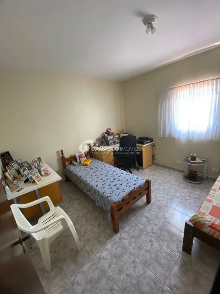Sobrado à venda 3 Quartos, 1 Suite, 3 Vagas, 222M², Vila Palmares, Santo André - SP