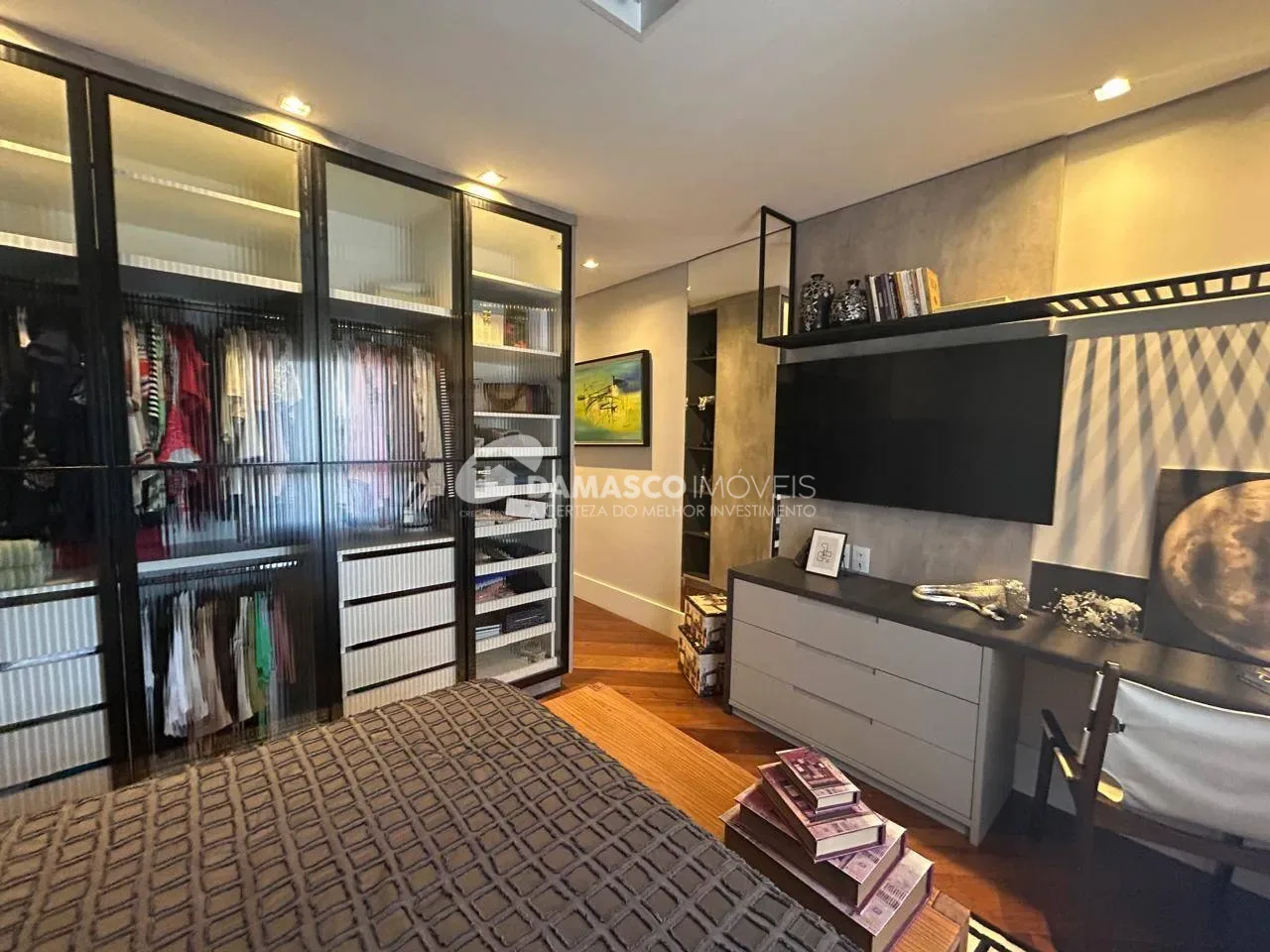 Apartamento de Alto Padrão à Venda no Santo Antônio, São Caetano do Sul | 238 m² | 4 Dormitórios | 2 Suítes