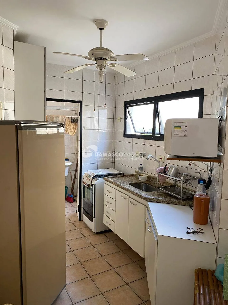 Apartamento à venda 2 dorm, 2 vagas, Vila Alzira, Guarujá, SP