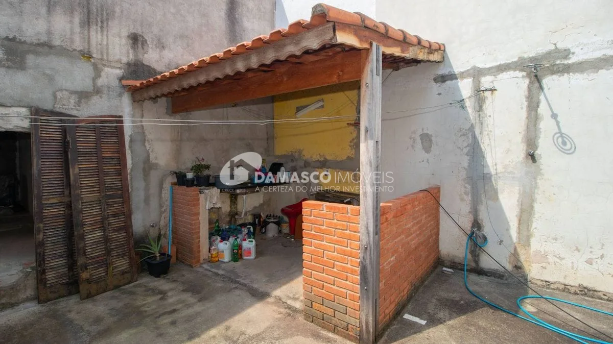 Imóvel com duas casas Bairro Osvaldo Cruz