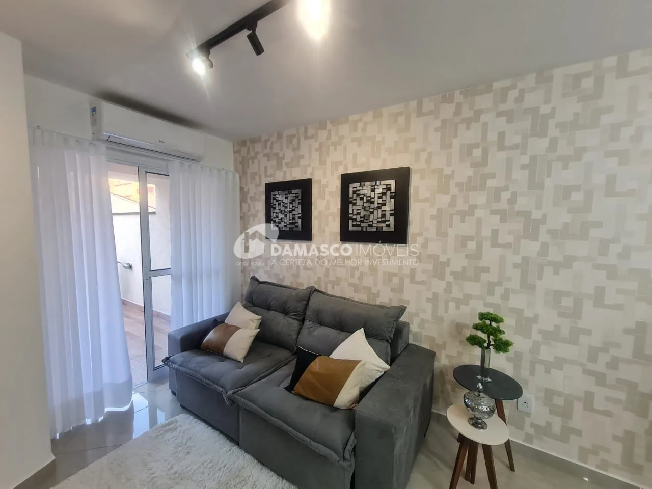 Apartamento Lindo, novo, todo mobiliado e decorado, 2/4, suíte, 2vagas, 80m², elevador. São Caetano do Sul - SP