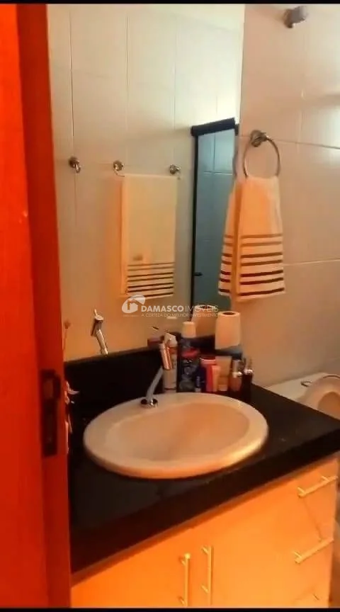 Apartamento 2 dormitórios, 1 suíte, 2 vagas no bairro Santa Maria em SCS