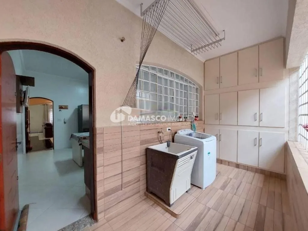 Casa à venda 3 Quartos, 1 Suite, 4 Vagas, 149M², Parque Marajoara, Santo André - SP