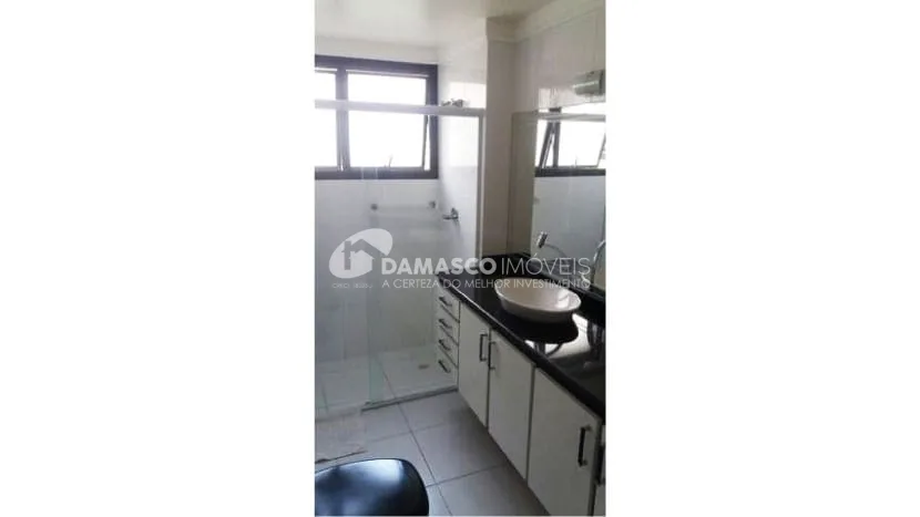 Apartamento à venda 3 Quartos, 1 Suite, 2 Vagas, 137M², Centro, Guarujá - SP 