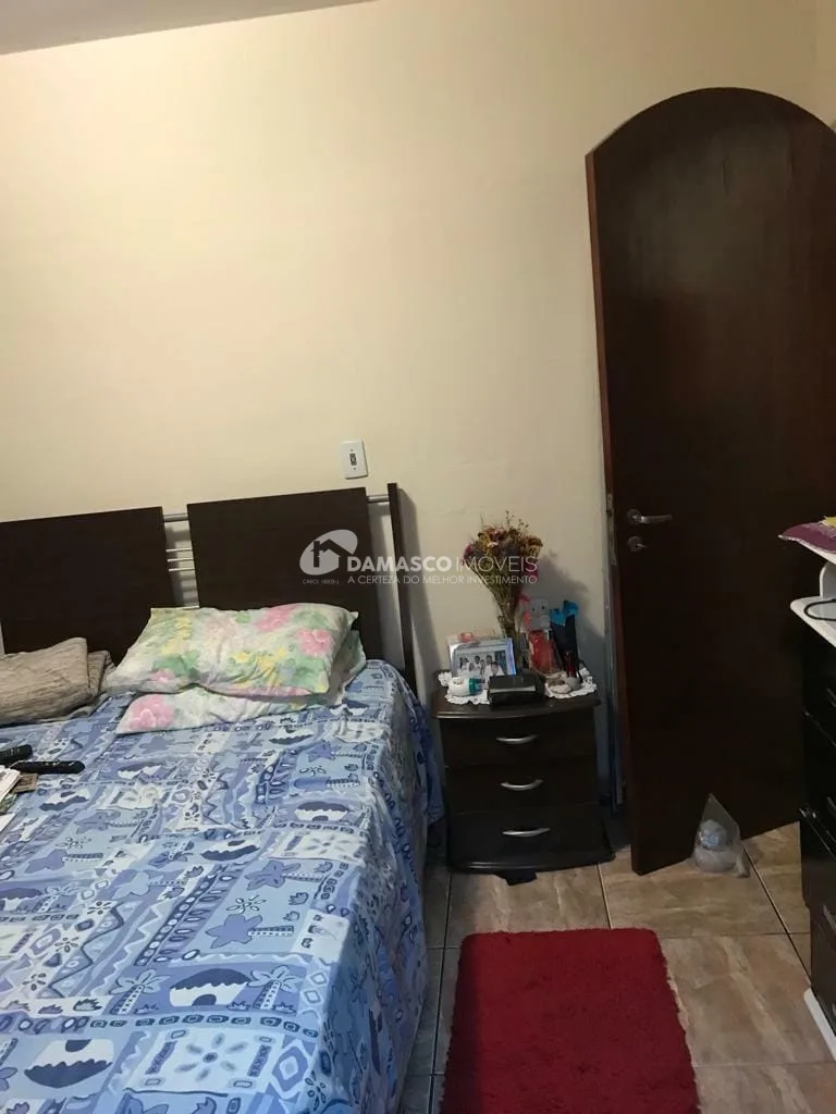 Sobrado à venda 3 Quartos, 2 Suites, 1 Vaga, 144M², Santa Maria, São Caetano do Sul - SP