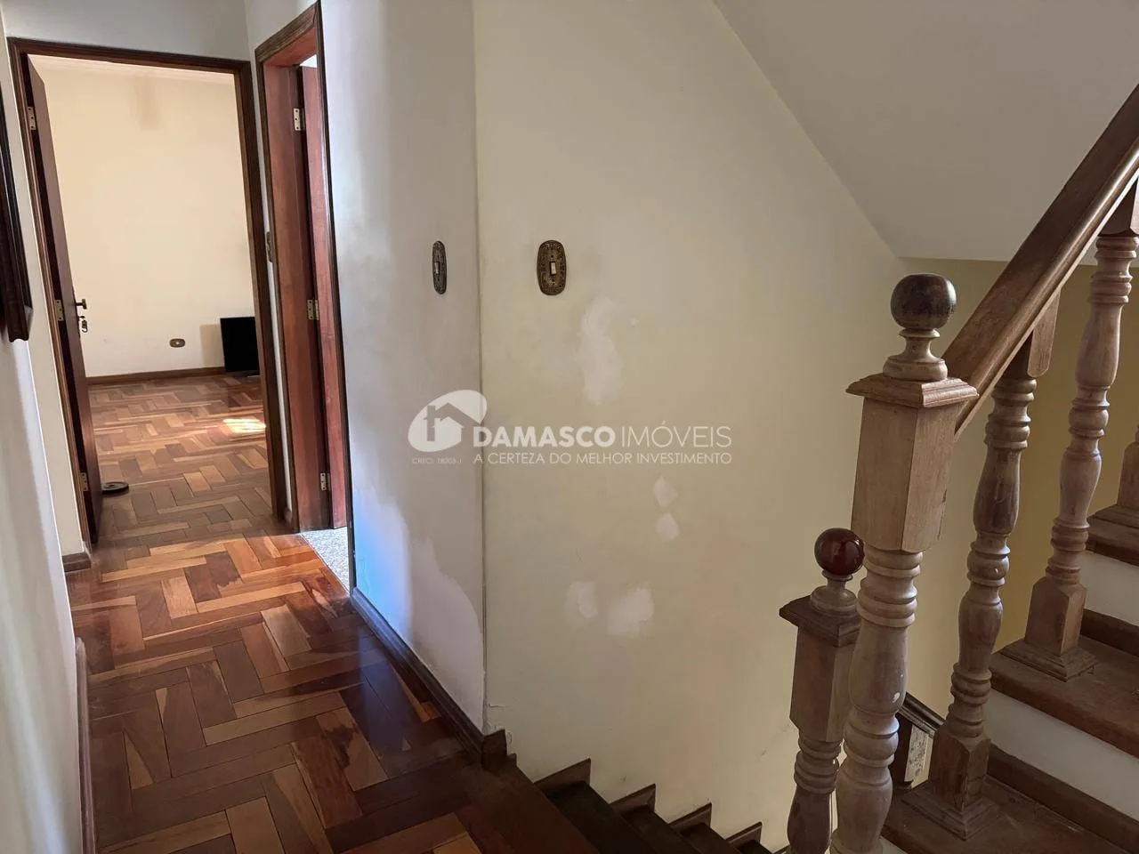 Sobrado com 5 andares à venda com 510m² de área construída - Bairro Olímpico, São Caetano do Sul, SP