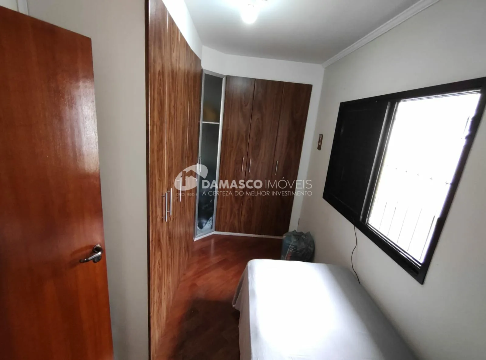 Sobrado à venda 3 Quartos, 1 Suite, 4 Vagas, Vila Alpina, São Paulo - SP