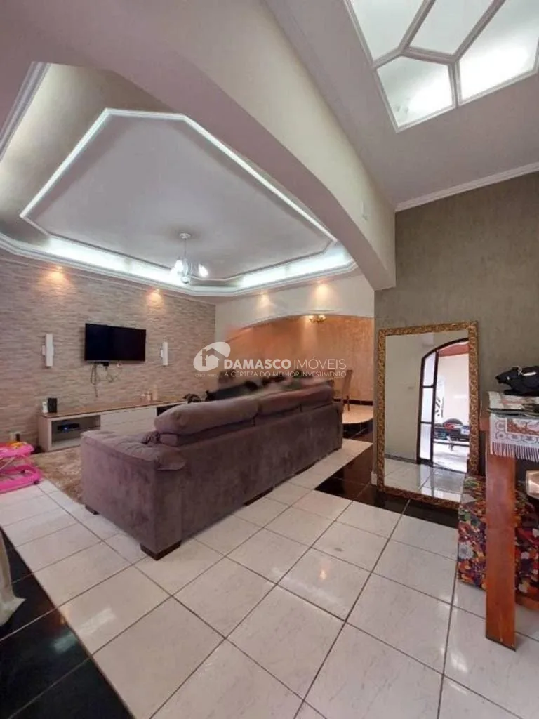 Casa à venda 3 Quartos, 1 Suite, 4 Vagas, 149M², Parque Marajoara, Santo André - SP