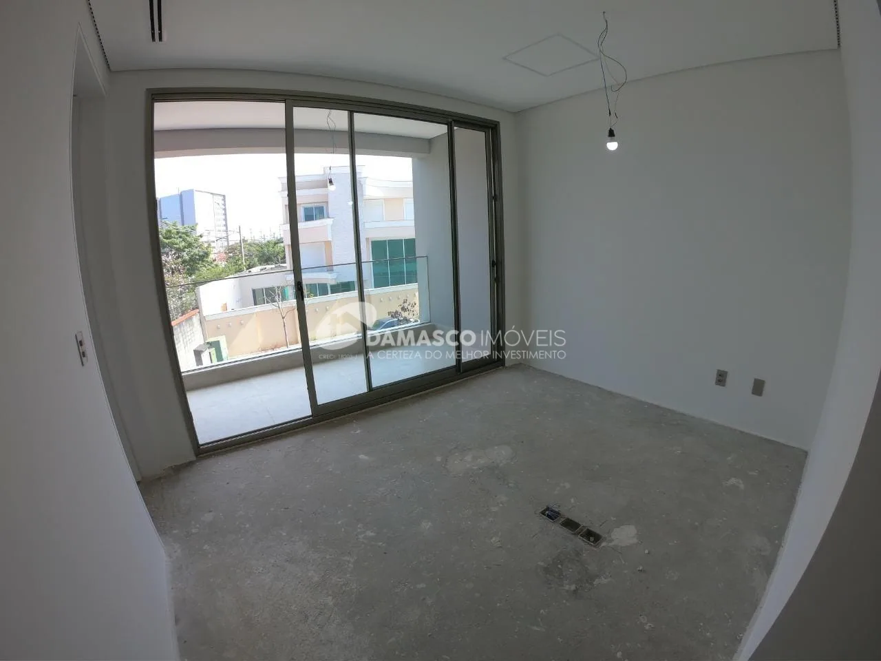 Sobrado à venda 5 Quartos, 5 Suites, 6 Vagas, 950M², Cerâmica, São Caetano do Sul - SP