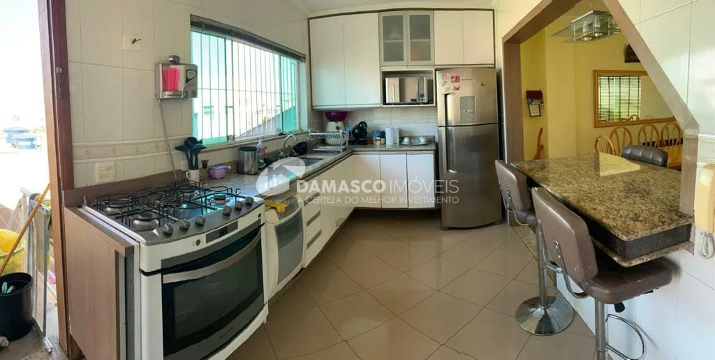 Sobrado à venda 3 Quartos, 3 Suites, 6 Vagas, 251M², Olímpico, São Caetano do Sul - SP