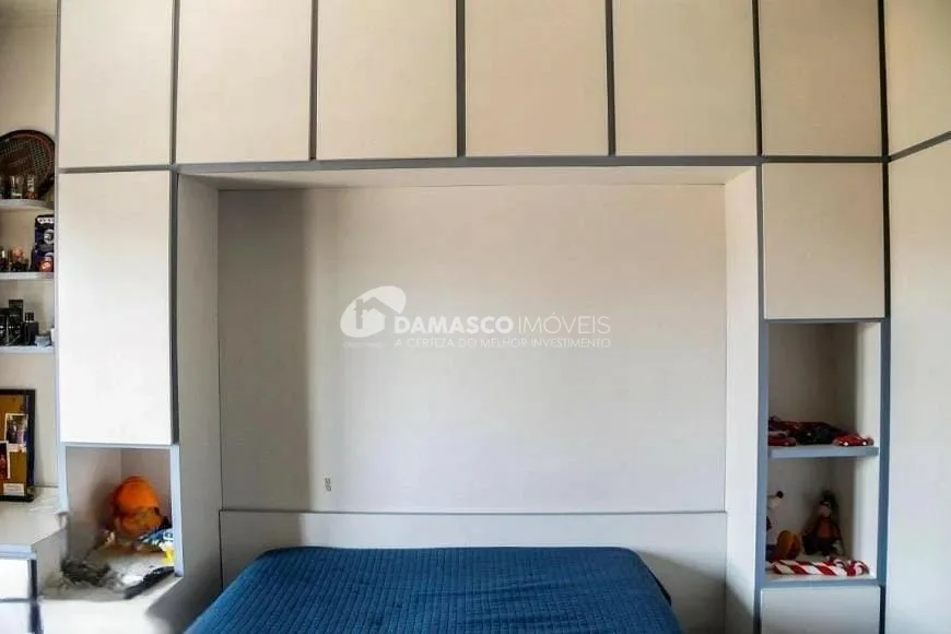 Sobrado à venda 3 Quartos, 1 Suite, 4 Vagas, 292M², Santa Maria, São Caetano do Sul - SP
