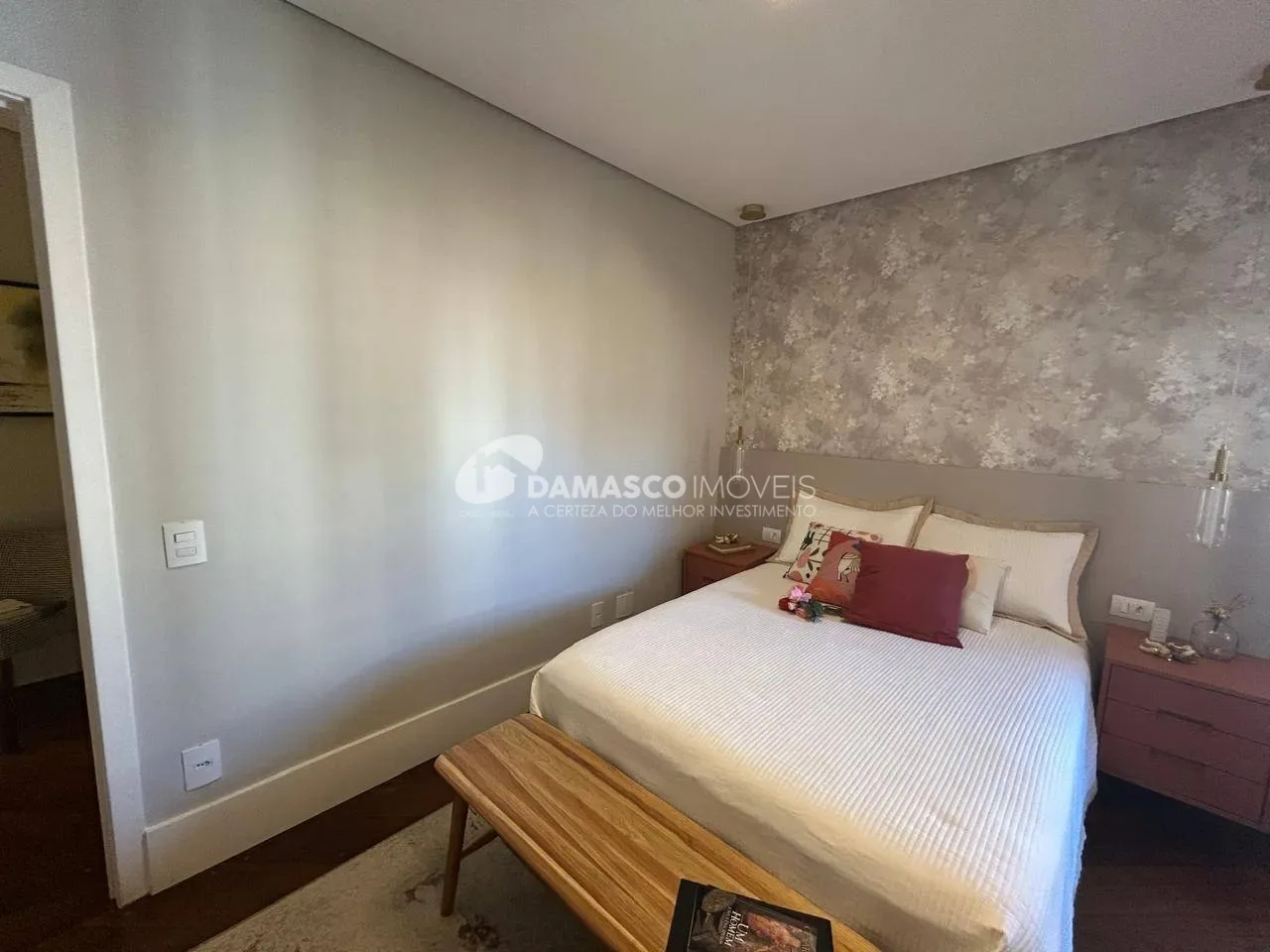 Apartamento de Alto Padrão à Venda no Santo Antônio, São Caetano do Sul | 238 m² | 4 Dormitórios | 2 Suítes