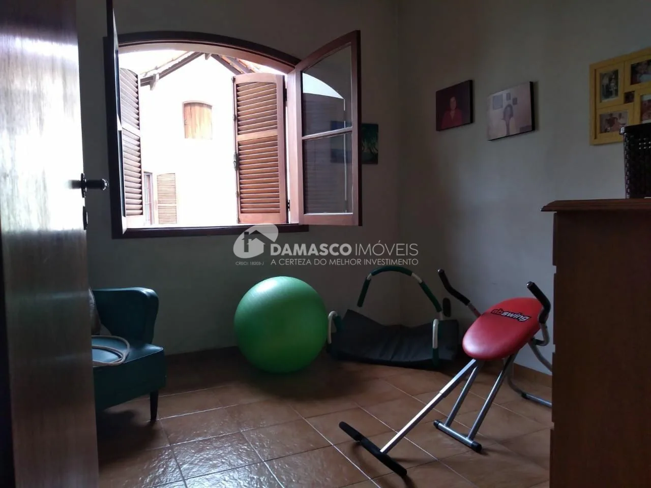Sobrado à venda 3 Quartos, 1 Suite, 4 Vagas, 320M², Santa Paula, São Caetano do Sul - SP