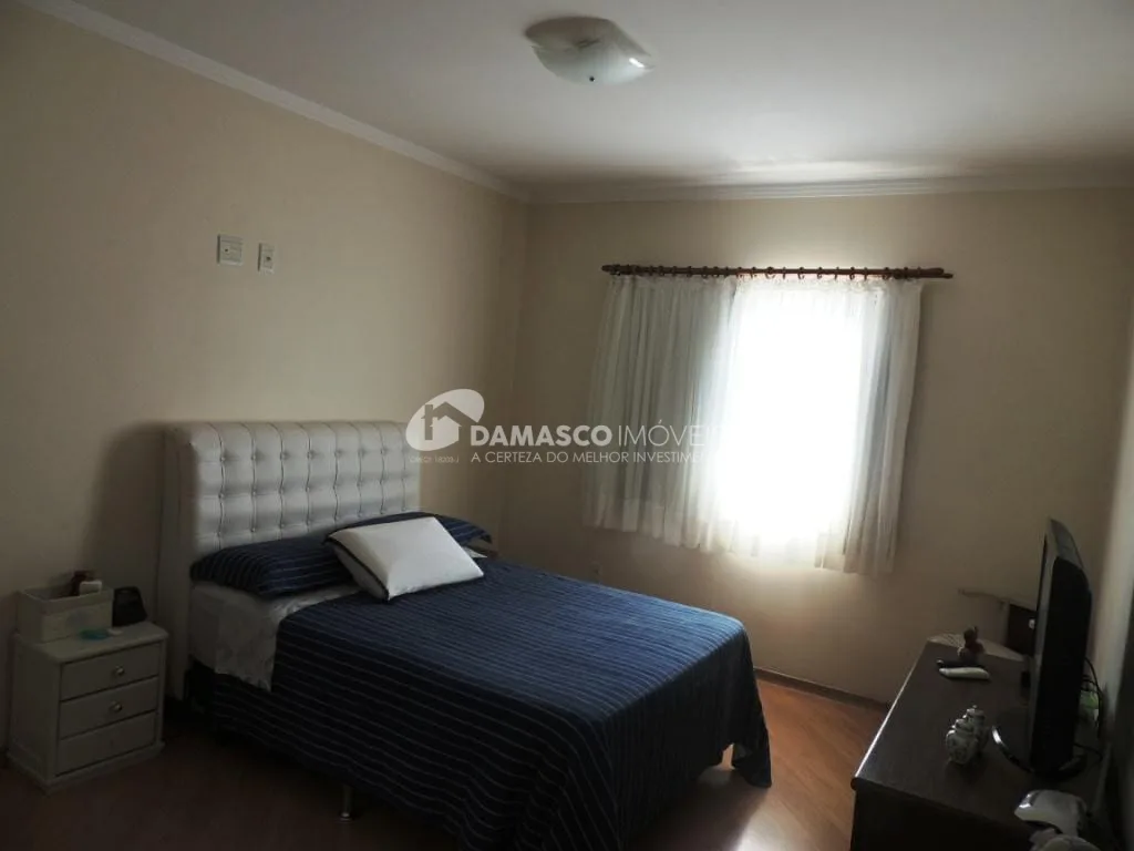 Sobrado à venda 3 Quartos, 1 Suite, 2 Vagas, 100M², Vila Alpina, São Paulo - SP