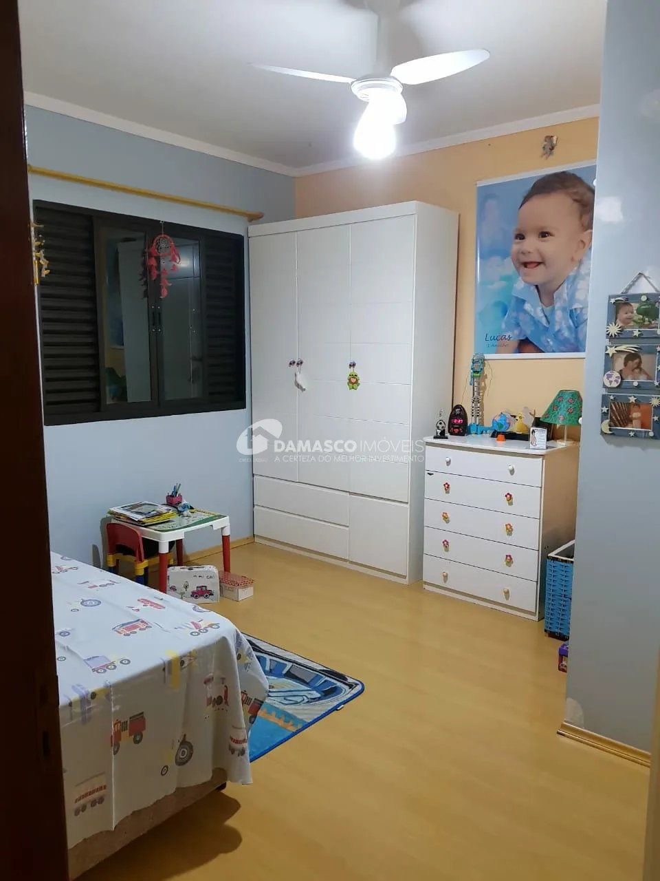 Sobrado à venda 4 Quartos, 1 Suite, 10 Vagas, 323M², Vila Linda, Santo André - SP