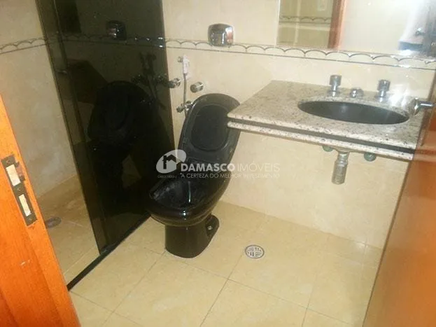 Sobrado à venda 3 Quartos, 1 Suite, 3 Vagas, 100M², Vila Valparaíso, Santo André - SP