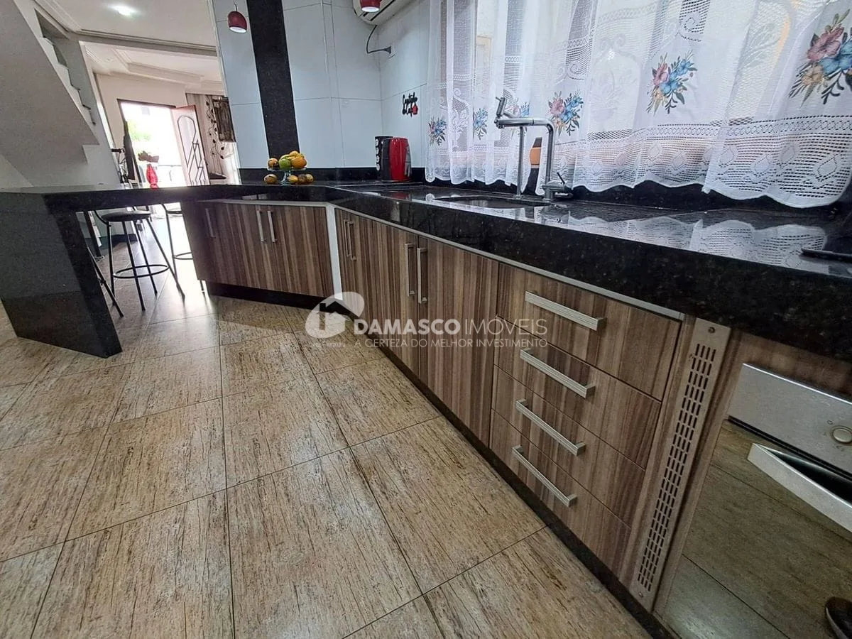 Sobrado para Venda 3 Quartos, 2 Suites, 4 Vagas, Santa Paula, São Caetano do Sul - SP