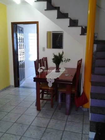 Sobrado à Venda com 2 Quartos, 2 Vagas, Barcelona, São Caetano do Sul - SP
