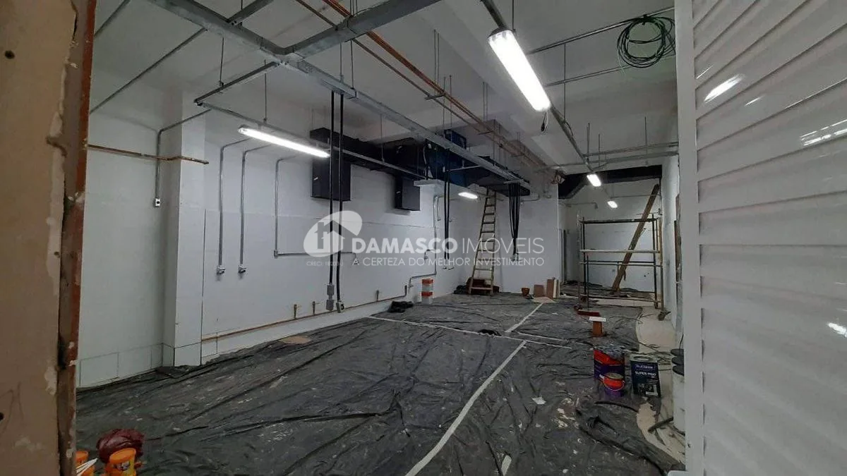 Prédio Residencial e Comercial no Bairro Santa Maria em Santo André
