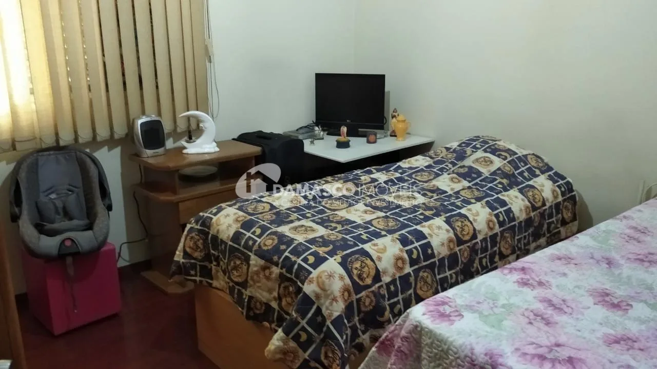 Sobrado à venda 4 Quartos, 1 Suite, 2 Vagas, 242M², Olímpico, São Caetano do Sul - SP