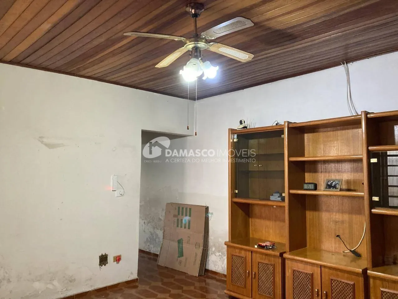 Casa à venda 3 Quartos, 3 Vagas, 207,4 M²   de terreno e 211m² de area construída, a 30 metros do parque linear  no bairro Olímpico, São Caetano do Sul - SP