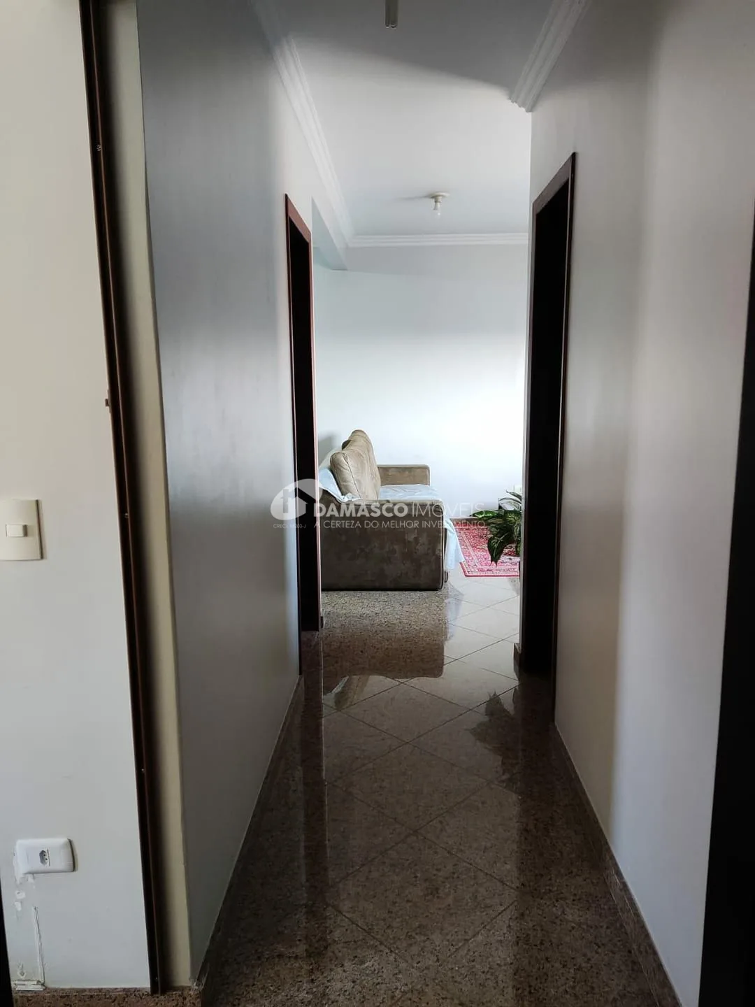 Casa à venda 3 Quartos, 1 Suite, 2 Vagas, Vila Alpina, São Paulo - SP