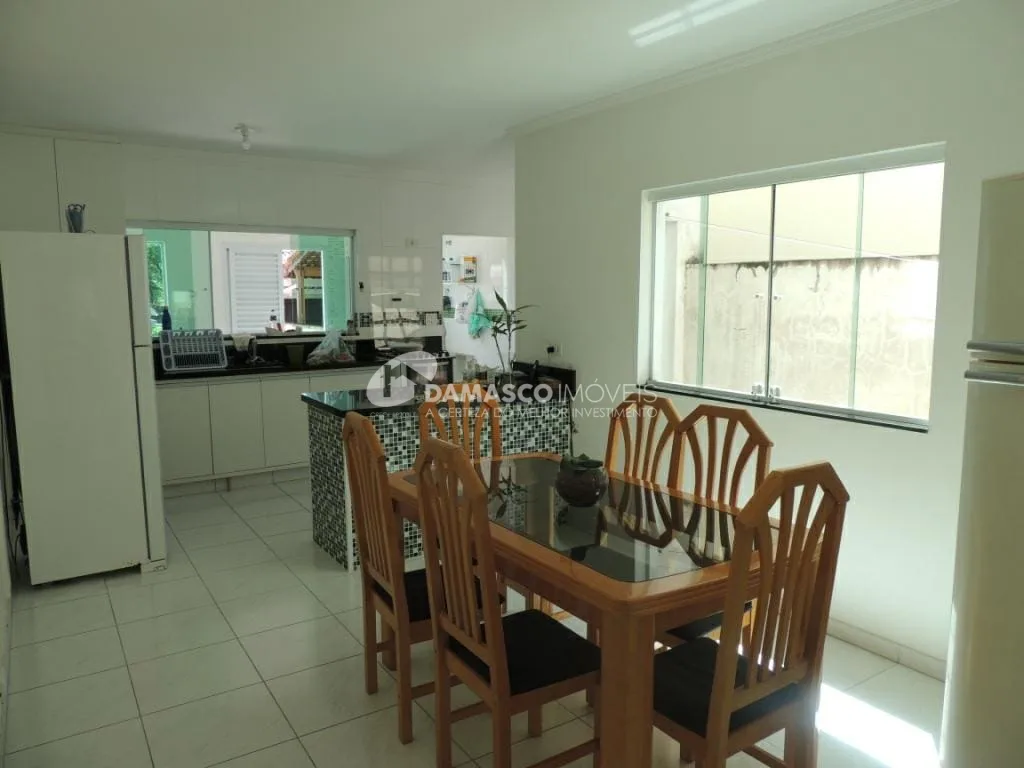 Sobrado à venda 3 Quartos, 3 Suites, 8 Vagas, 268M², Vila Alpina, São Paulo - SP