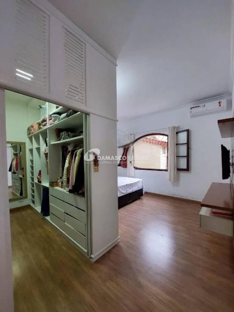 Casa à venda 3 Quartos, 1 Suite, 4 Vagas, 149M², Parque Marajoara, Santo André - SP
