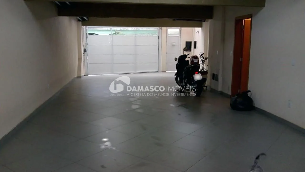 Sobrado à venda 3 Quartos, 3 Suites, 6 Vagas, 390M², Santa Maria, São Caetano do Sul - SP