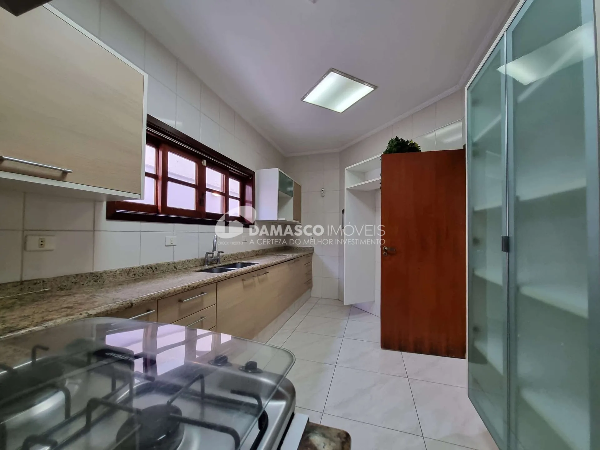 Sobrado à venda 3 Quartos, 3 Suites, 4 Vagas, 221M², Olímpico, São Caetano do Sul - SP
