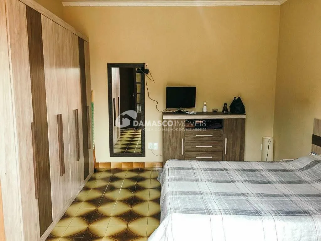Casa à venda 4 Quartos, 1 Vaga, 224M², Cerâmica, São Caetano do Sul - SP