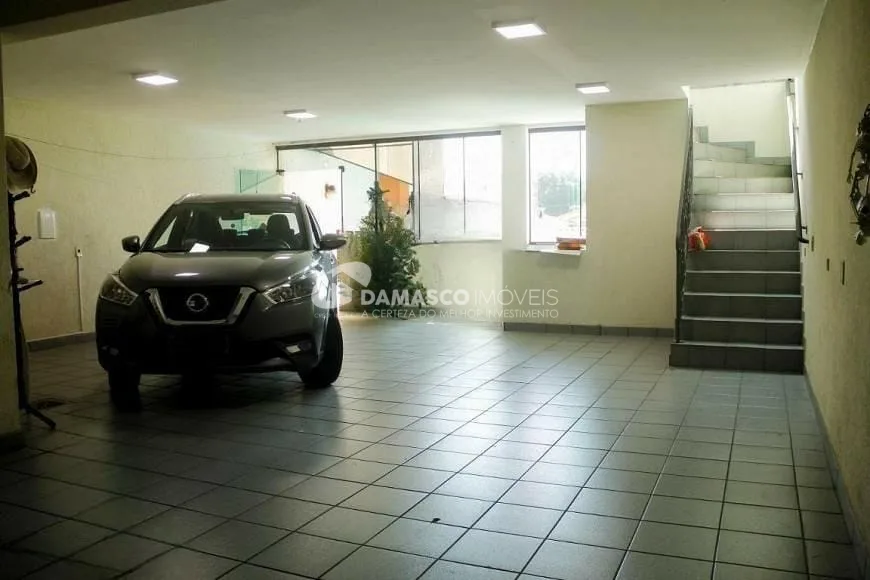 Sobrado à venda 3 Quartos, 1 Suite, 4 Vagas, 292M², Santa Maria, São Caetano do Sul - SP