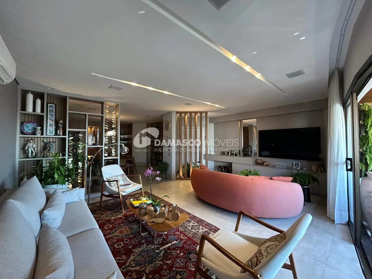 Apartamento de Alto Padrão à Venda no Santo Antônio, São Caetano do Sul | 238 m² | 4 Dormitórios | 2 Suítes