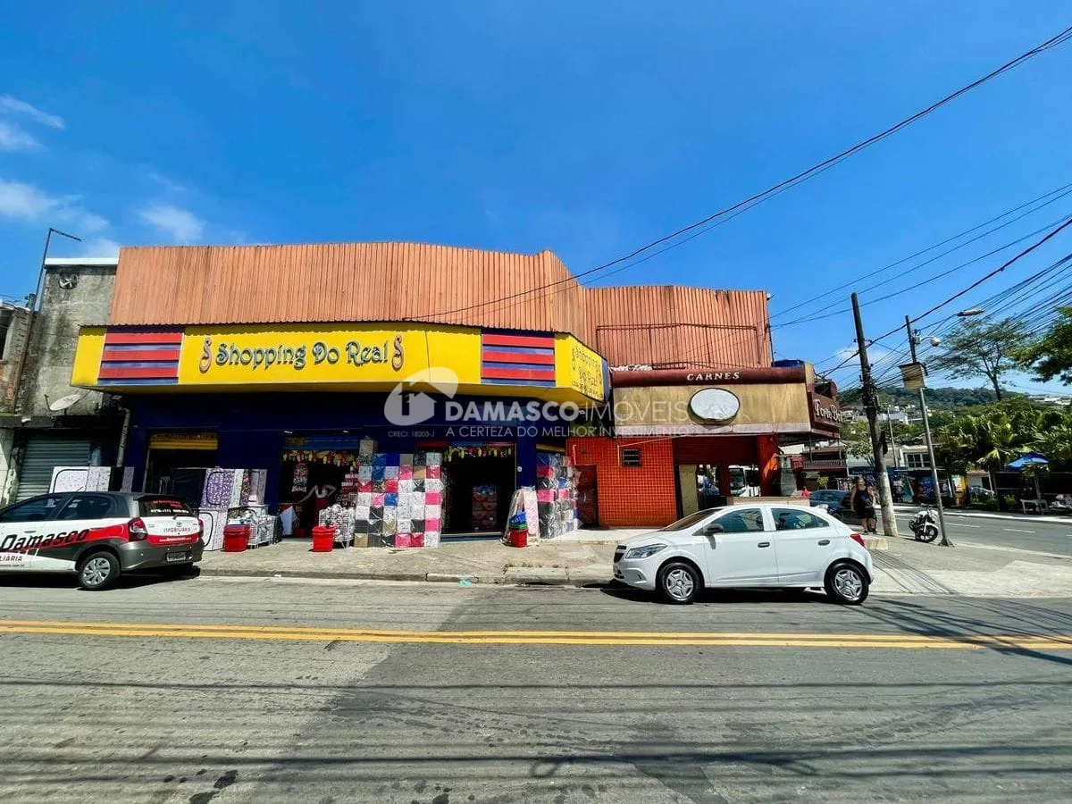 Prédio comercial no Jardim Santo André