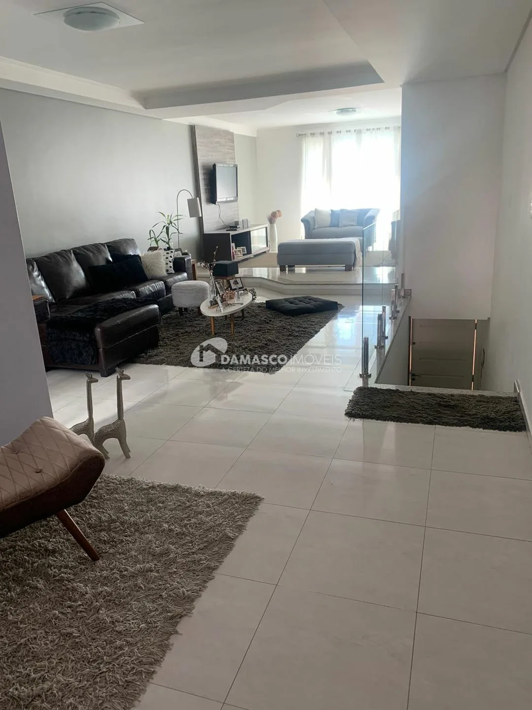 Sobrado à venda 4 Quartos, 2 Suites, 4 Vagas, 360M², Barcelona, São Caetano do Sul - SP
