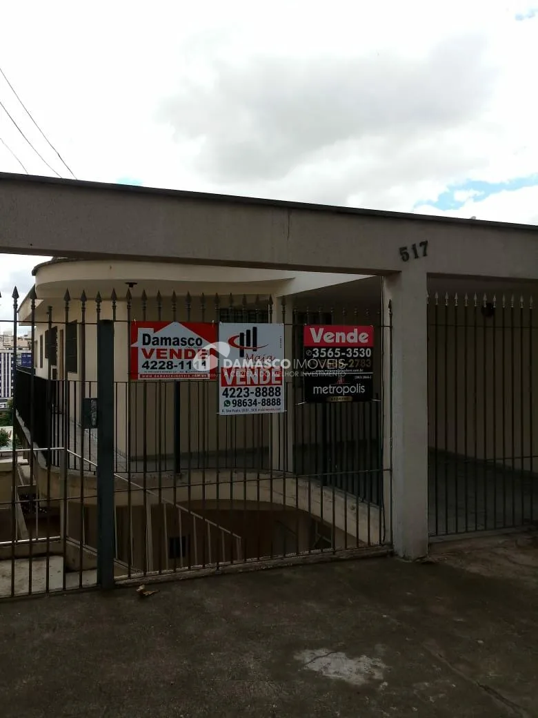 Casa à venda 2 Quartos, 1 Vaga, Olímpico, São Caetano do Sul - SP