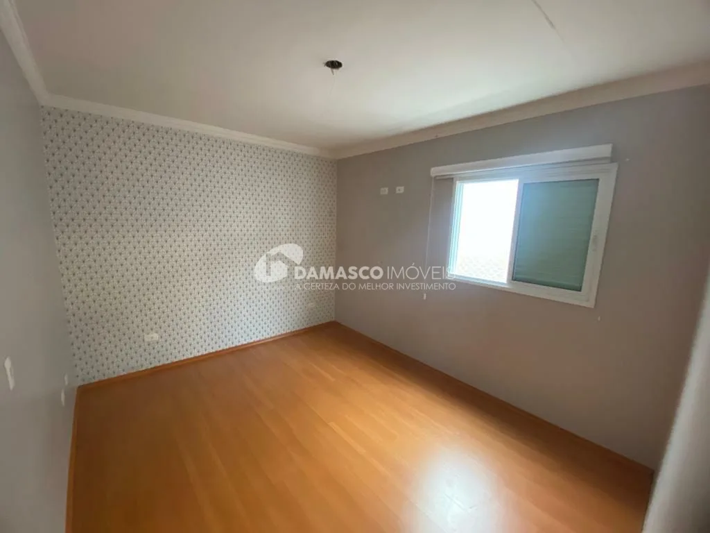 Sobrado para Locação 3 Quartos, 1 Suite, 2 Vagas, Jardim, Santo André - SP