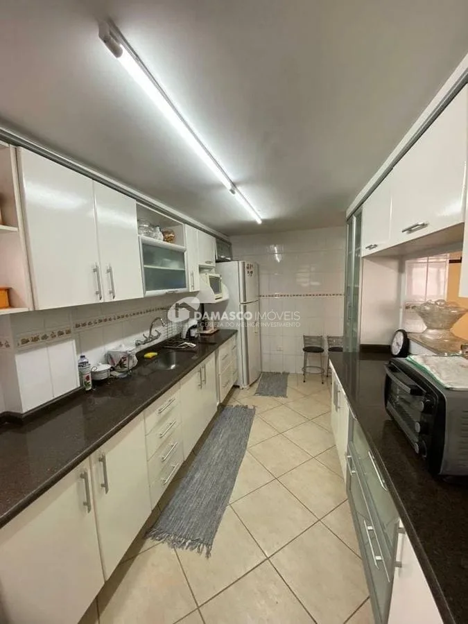 Sobrado à venda 3 Quartos, 1 Suite, 3 Vagas, 220M², Osvaldo Cruz, São Caetano do Sul - SP