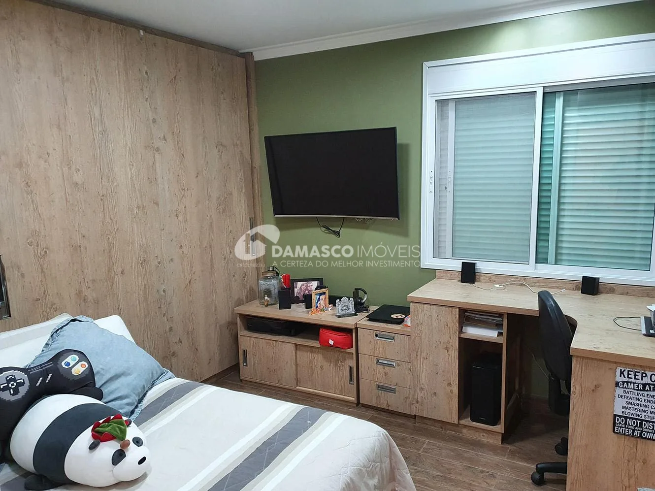 Sobrado à venda  4 Quartos, 4 Suítes, 3 Vagas, Vila Lúcia, São Paulo - SP