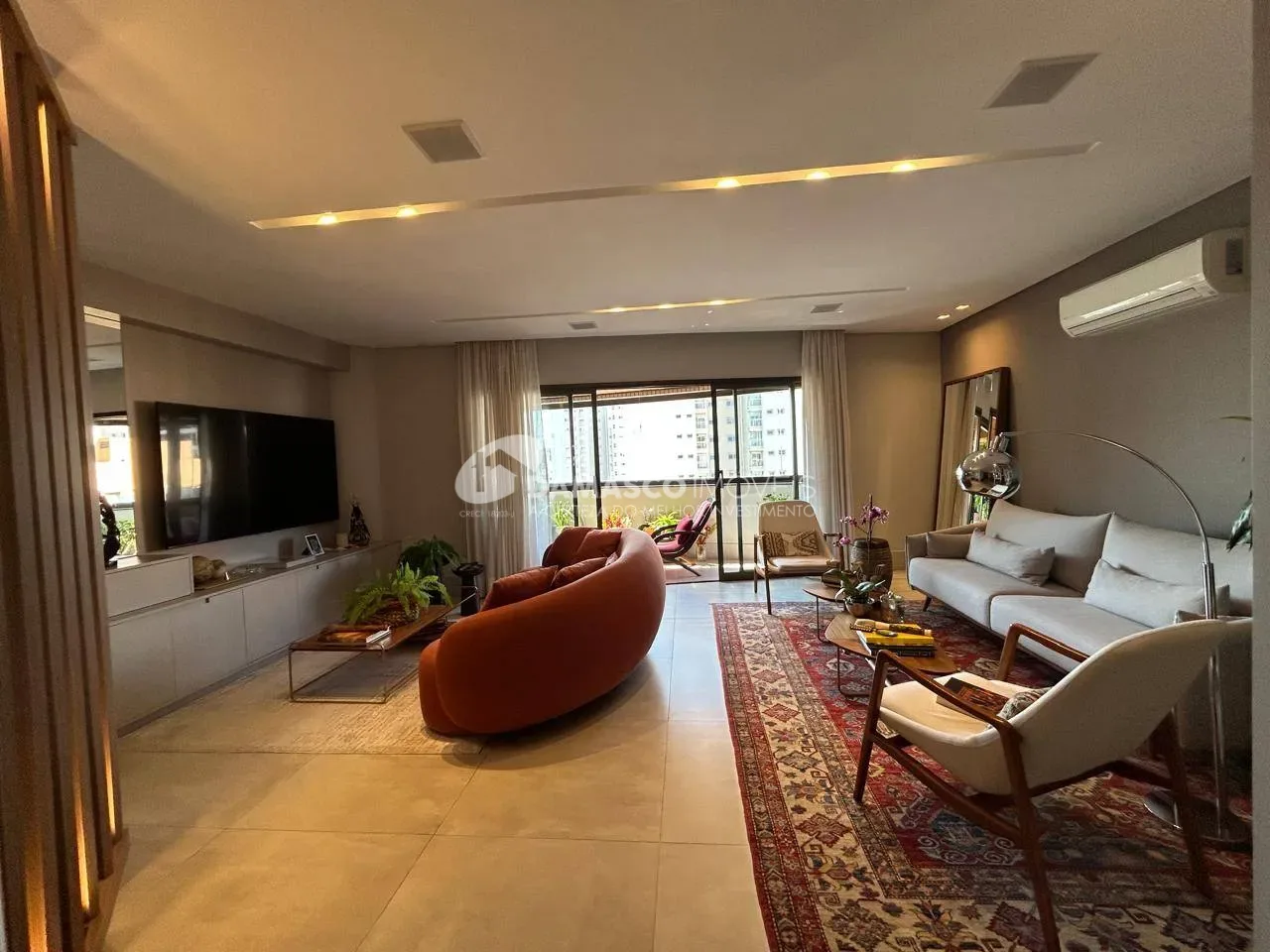 Apartamento de Alto Padrão à Venda no Santo Antônio, São Caetano do Sul | 238 m² | 4 Dormitórios | 2 Suítes
