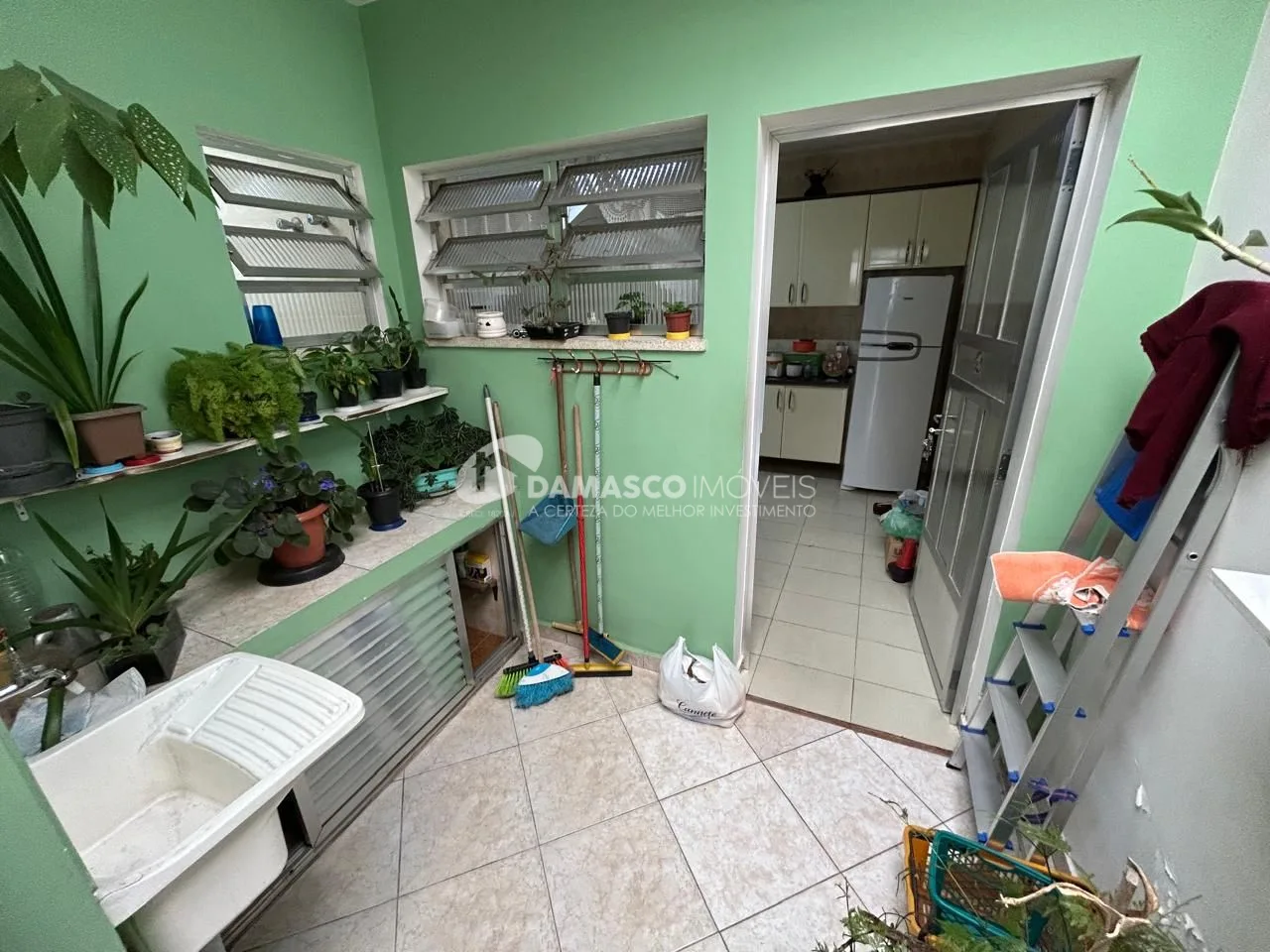 Casa padrão com 108 m² de área útil à Venda, com fácil acesso à via Anchieta,  na Vila Vermelha, São Paulo, SP