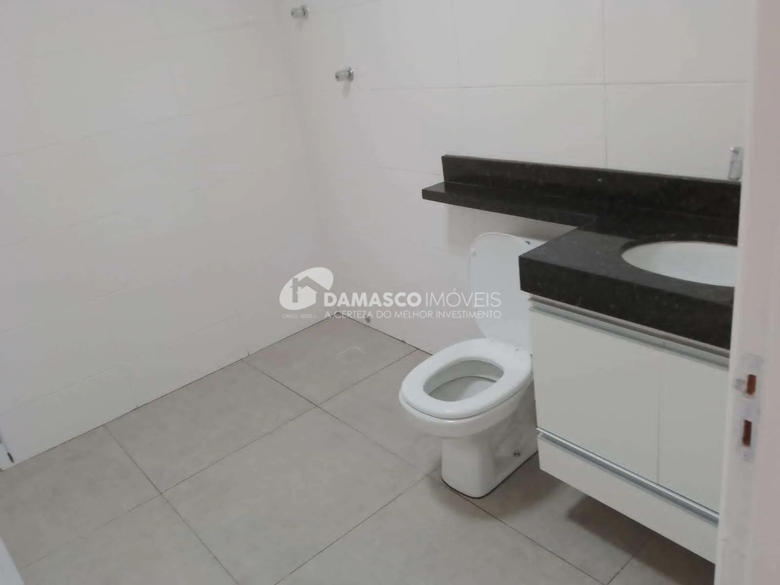 Sobrado para Locação 3 Quartos, 4 Vagas, Santo Antônio, São Caetano do Sul - SP