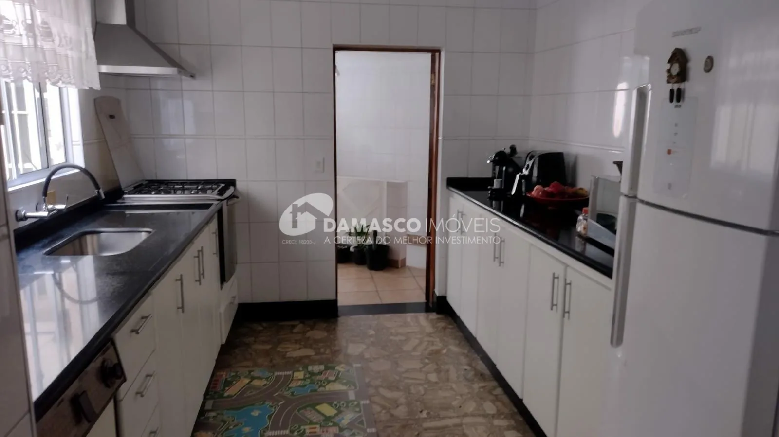 Sobrado à venda 3 Quartos, 3 Suites, 3 Vagas, 240M², Barcelona, São Caetano do Sul - SP