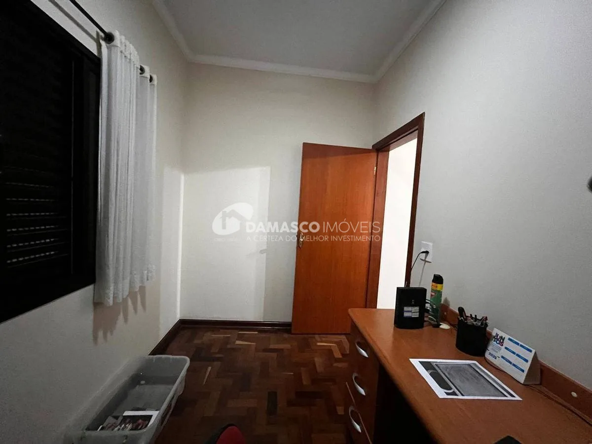Casa térrea, 3 quartos, 3 vagas, a  venda - Vila Alpina SP