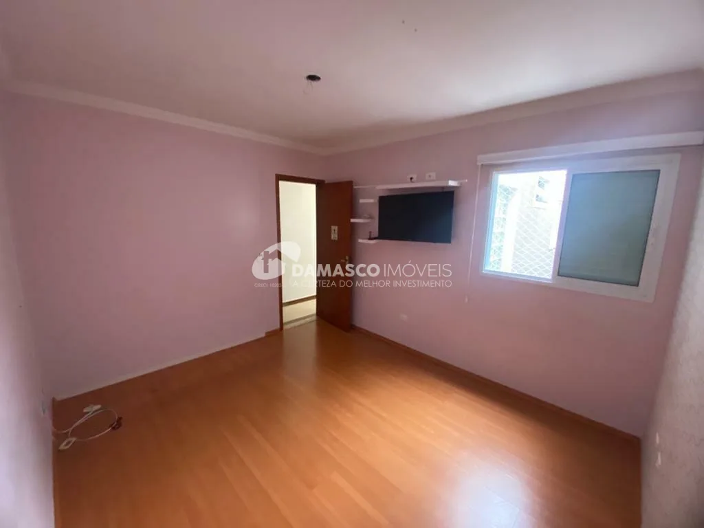 Sobrado para Locação 3 Quartos, 1 Suite, 2 Vagas, Jardim, Santo André - SP